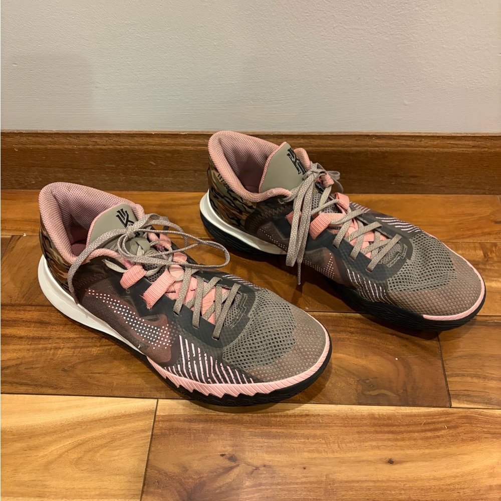 Nike Kyrie Flytrap Moon Fossil Pink And Camo